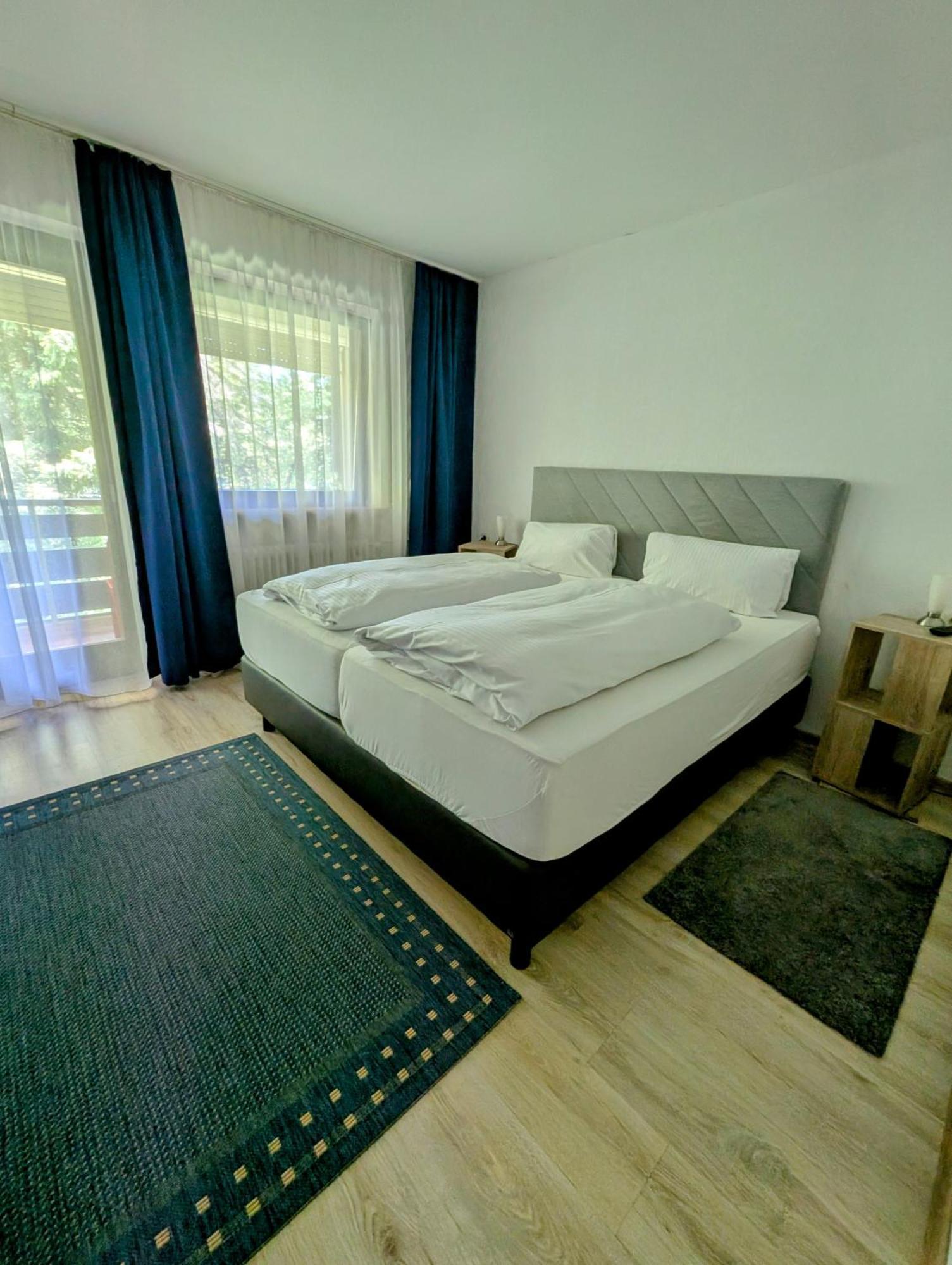 Hotel Pension Bluechersruh Бад-Бернек  Экстерьер фото