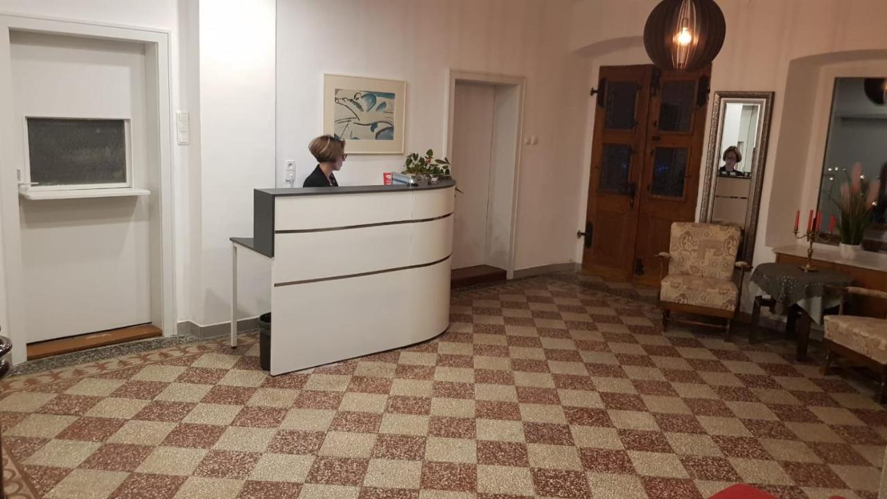 Hotel Pension Bluechersruh Бад-Бернек  Экстерьер фото